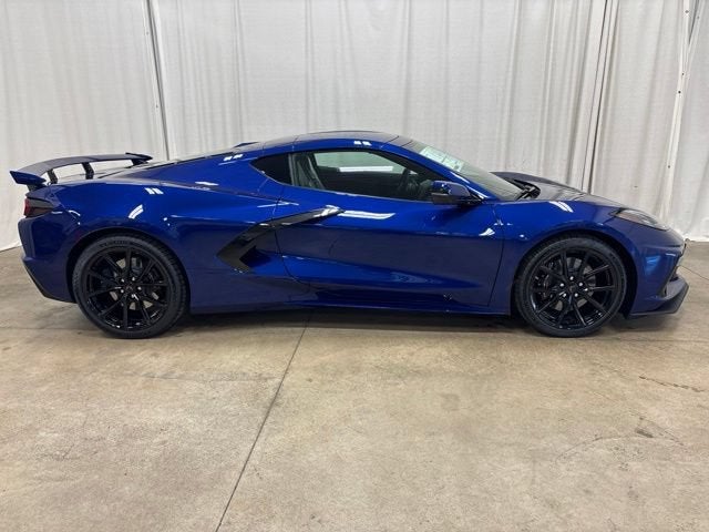 2027 Chevrolet Corvette Stingray 2LT