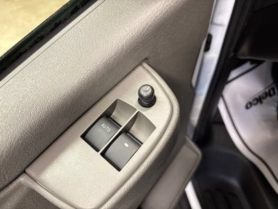 2025 Chevrolet Express Passenger 1LT