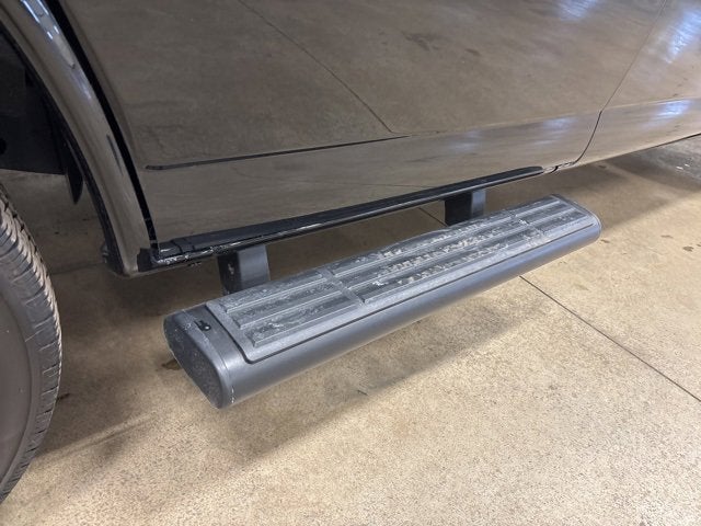 2024 Chevrolet Express Passenger 2500 1LT