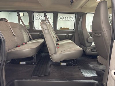 2024 Chevrolet Express Passenger 2500 1LT