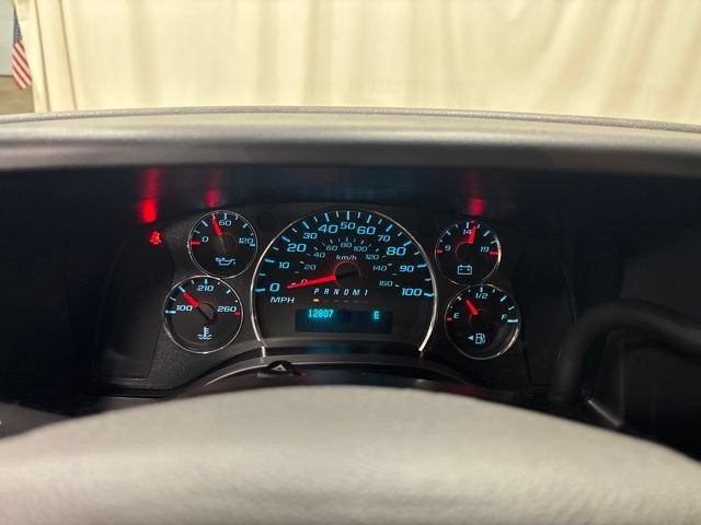 2025 Chevrolet Express Passenger 1LT