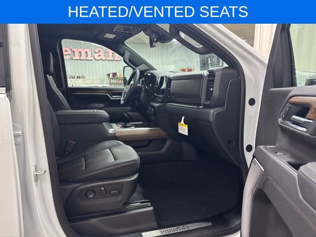 2026 Chevrolet Silverado 3500 HD High Country DRW