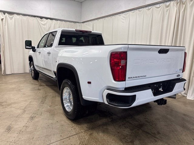 2026 Chevrolet Silverado 3500 HD High Country DRW
