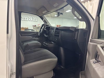2019 Chevrolet Express Cargo 2500 VAN RWD 2500 135"
