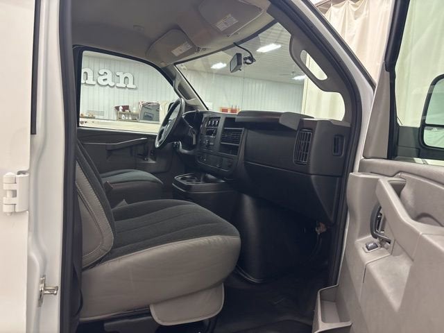 2023 Chevrolet Express Cargo 2500 WT