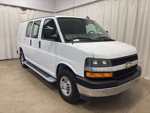 2024 Chevrolet Express Cargo 2500 WT