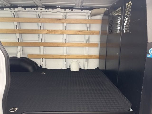 2024 Chevrolet Express Cargo 2500 WT