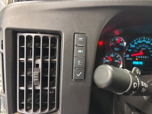 2024 Chevrolet Express Cargo 2500 WT