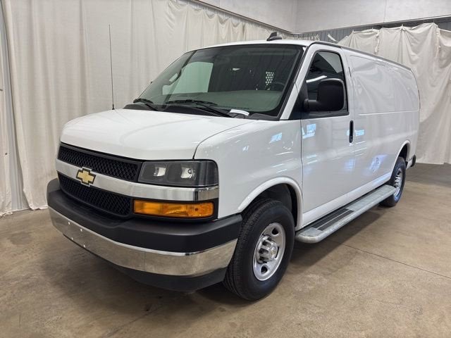 2024 Chevrolet Express Cargo 2500 WT