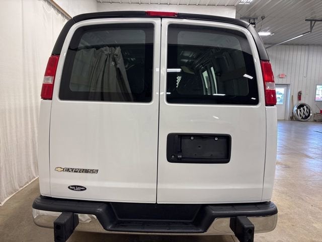 2024 Chevrolet Express Cargo 2500 WT