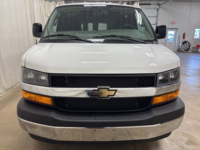 2024 Chevrolet Express Cargo 2500 WT