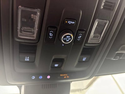 2025 GMC Yukon AT4