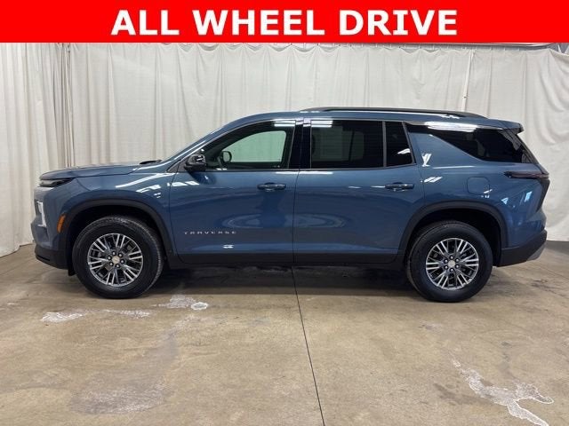 2025 Chevrolet Traverse LT