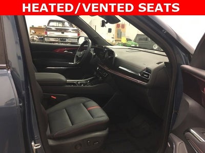 2025 Chevrolet Traverse RS