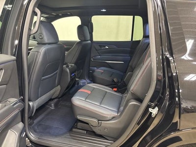 2025 Chevrolet Traverse RS