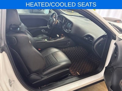 2016 Dodge Challenger 392 Hemi Scat Pack Shaker