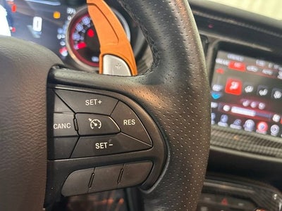 2016 Dodge Challenger 392 Hemi Scat Pack Shaker