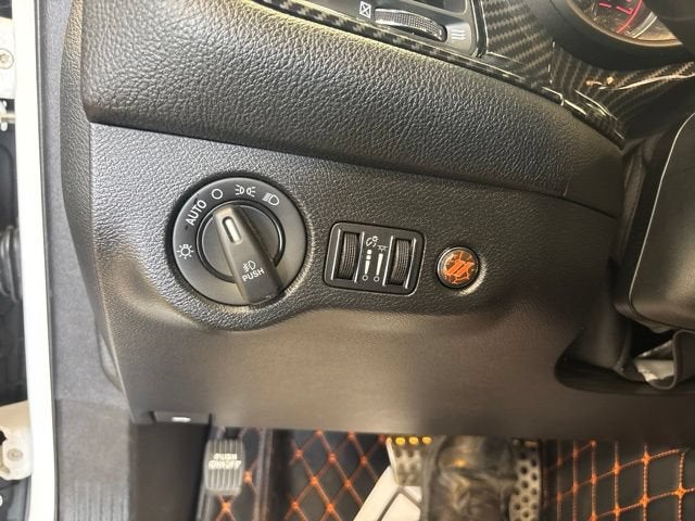 2016 Dodge Challenger 392 Hemi Scat Pack Shaker