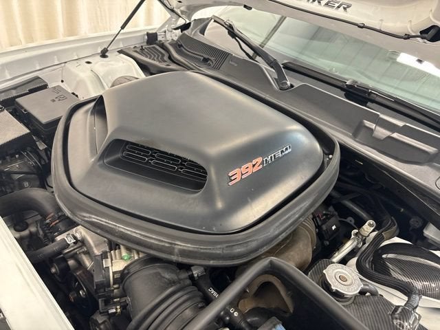 2016 Dodge Challenger 392 Hemi Scat Pack Shaker