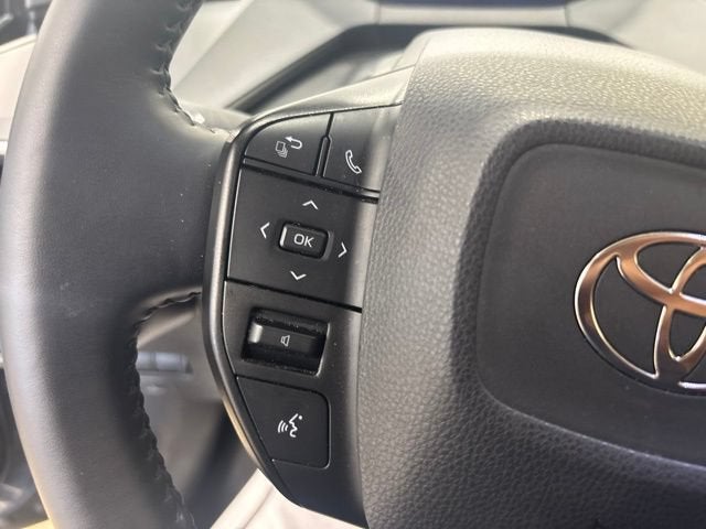 2025 Toyota Prius LE