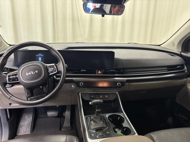 2025 Kia Carnival LXS