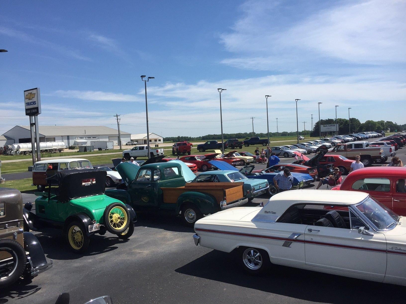 car park on road img